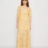Billabong SPELLBOUND MAXI - Maxikleid - Golden Peach -Billabong e61d0976a0684729b49467f759b8fe96